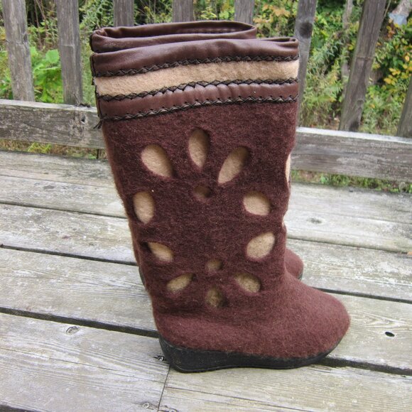 Handmade Wool Boots Women's Size 8 US Latex-Free Brown Warm Boots Flower Petals - Picture 6 of 16
